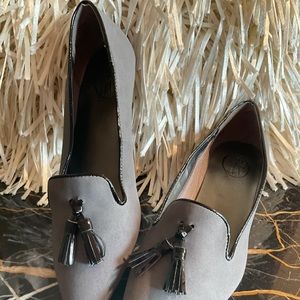 NEW Life Stride Grey and Black Skimmers - 8.5 M